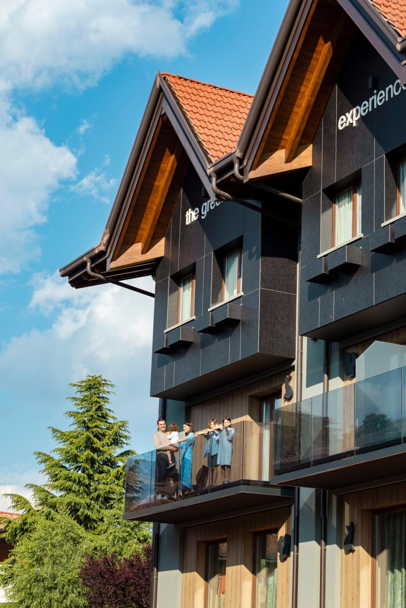 Harmony Suite Hotel Selvino Exterior photo