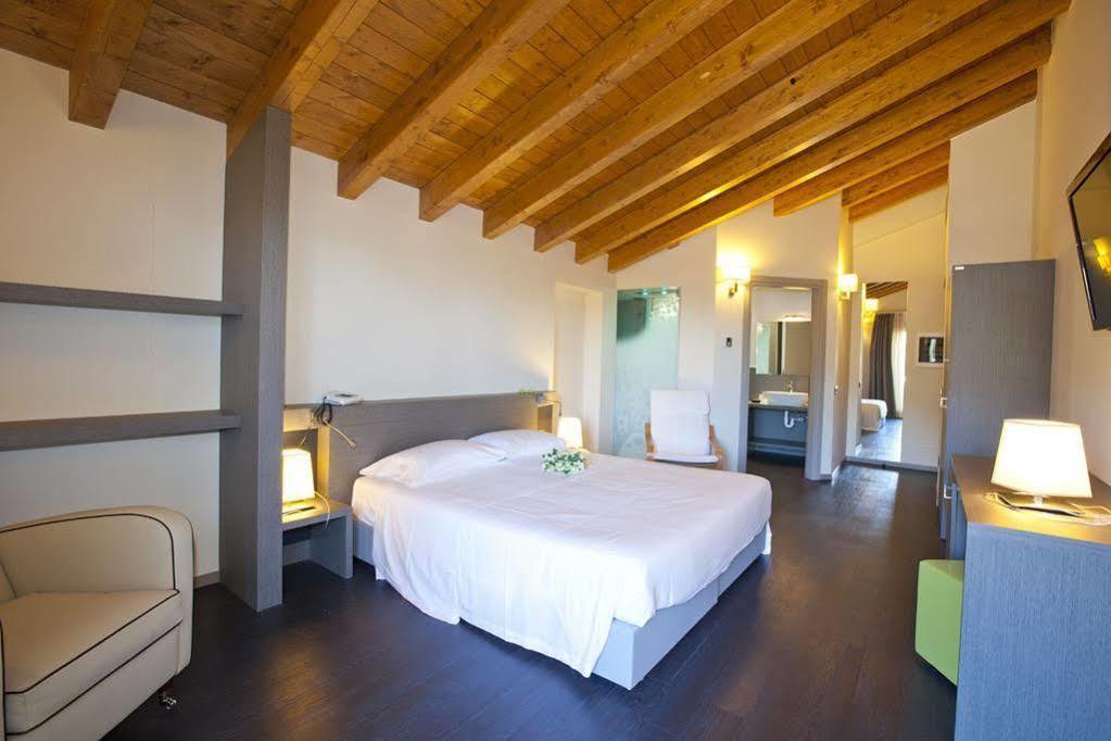 Harmony Suite Hotel Selvino Exterior photo